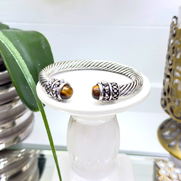 Tiger Style Silver Tone Twisted Bracelet - Picture 1 of 7